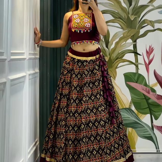 Traditional ghaghra skirt styling by Nirali Boutique